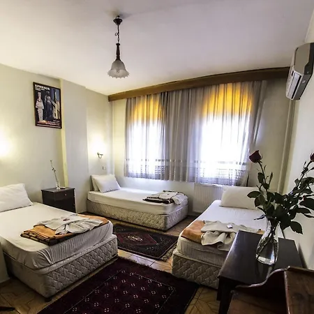 Paris 3*