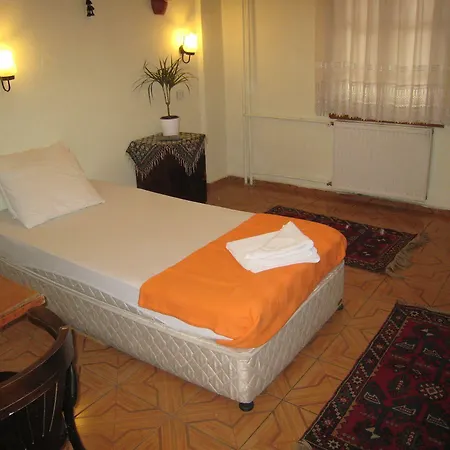 Paris 3*